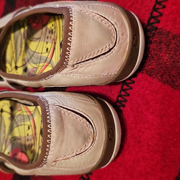 Merrell Slip-on Shoes EUC - Picture 3 of 4